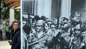 18185124_Portugal_Remembering_a_Revolution_JPEG_0582a.limghandler