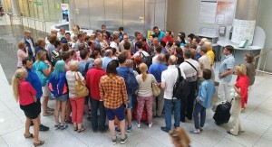 touristes_kanoni
