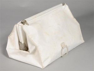 20784823_Neil_Armstrong_Artifacts_JPEG_03047.limghandler
