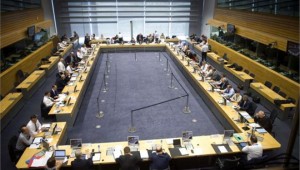 22303103_EV_EU_120715_SYNEDRIASH_EUROGROUP10.limghandler
