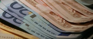 n-CASH-EUROS-large570