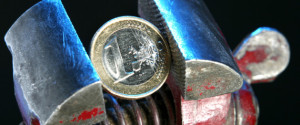n-TAXES-EURO-large570