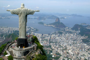 corcovado-mountain-and-christ-redeemer-statue-half-day-tour-in-rio-de-janeiro-128058