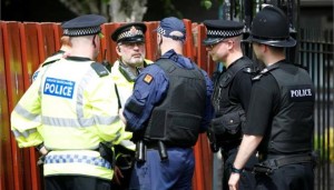 28547683_2017_05_25T113442Z_729724531_RC13E3C8A790_RTRMADP_3_BRITAIN_SECURITY_MANCHESTER.limghandler