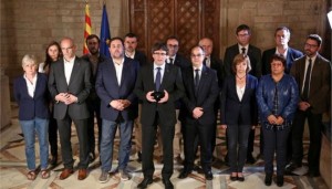 29393941_2017_10_01T214836Z_1980705621_RC1D8FD431C0_RTRMADP_3_SPAIN_POLITICS_CATALONIA.limghandler